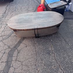 SOLID WOOD COFFEE TABLE