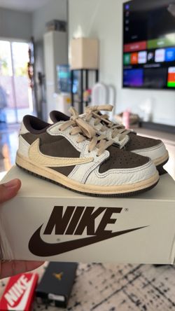 Travis Scott Low Reverse Mocha
