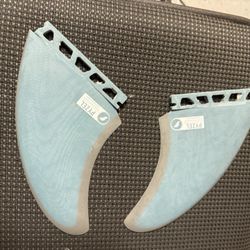 ***FCS2 And Futures Surfboard Fins:  Twin Fins, Plus Stabilizer