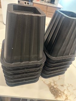 Bed Risers (10)