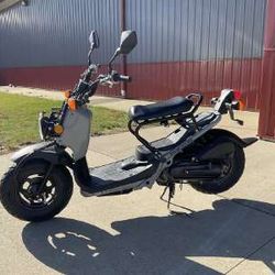 2022 Honda Ruckus Scooter, around 3500 miles