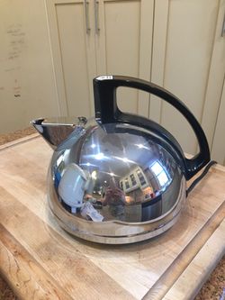 Vintage modern General Electric electric kettle