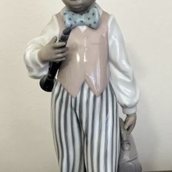 Lladro Figurine #5828 Black Legacy Collection 