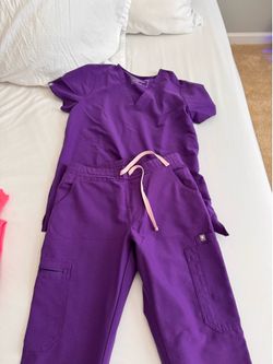 Figs scrubs