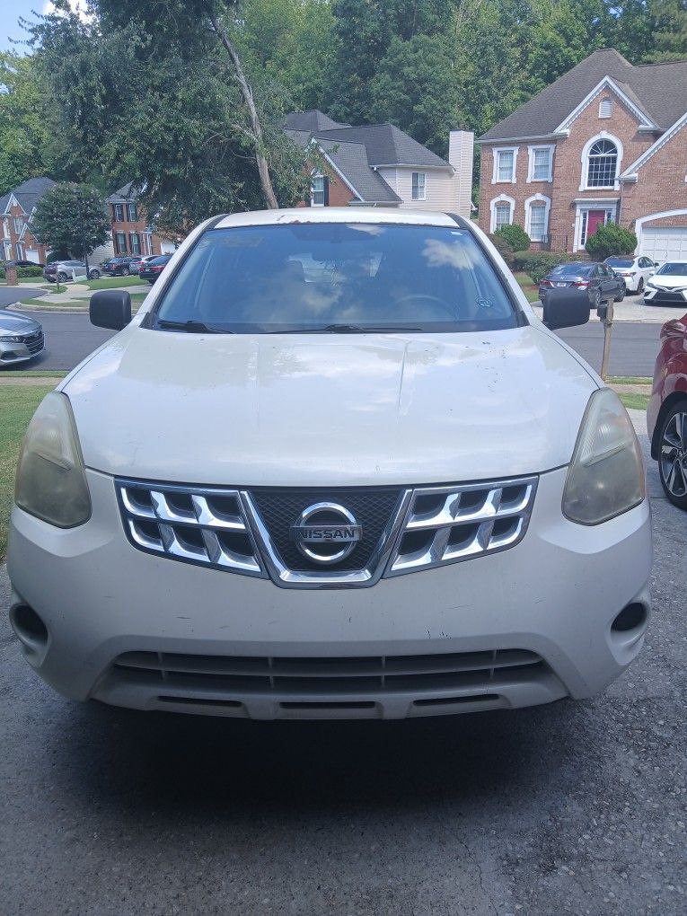 Nissan Rouge 2012
