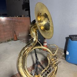 Tuba sousaphone besson