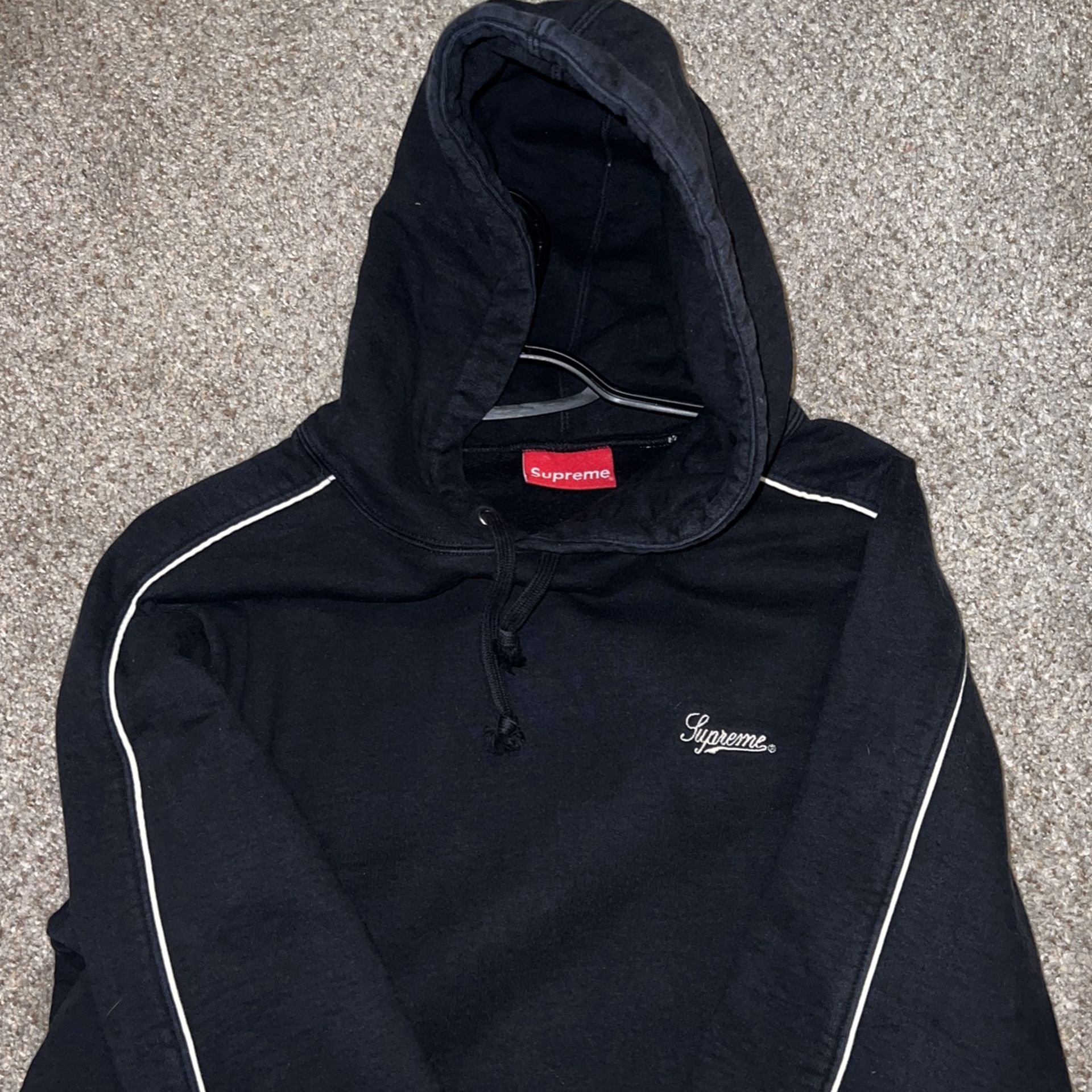 Supreme Line Hoodie 