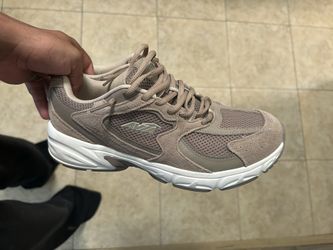 Avia 5000 Brown Size 8.5