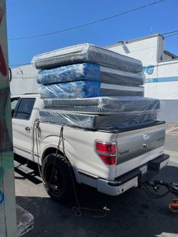 Mattress in a plastic sealed Size Mattress Pillow Top 12" New ma