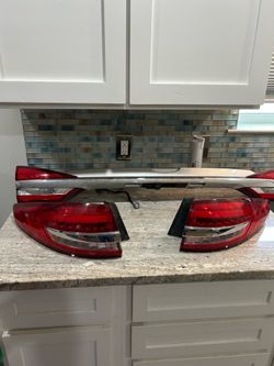FORD FUSION TAILLIGHTS