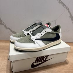 Travis Scott Medium Olive - Size 10 - New