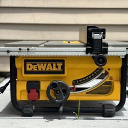DEWALT Table Saw