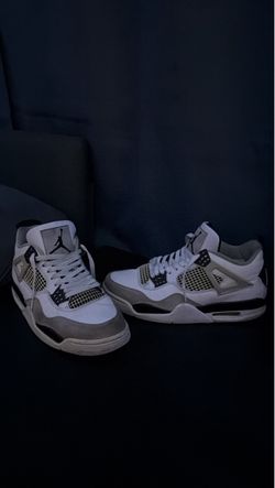 Nike Air Jordan 4 Retro Military Black Size 8.5