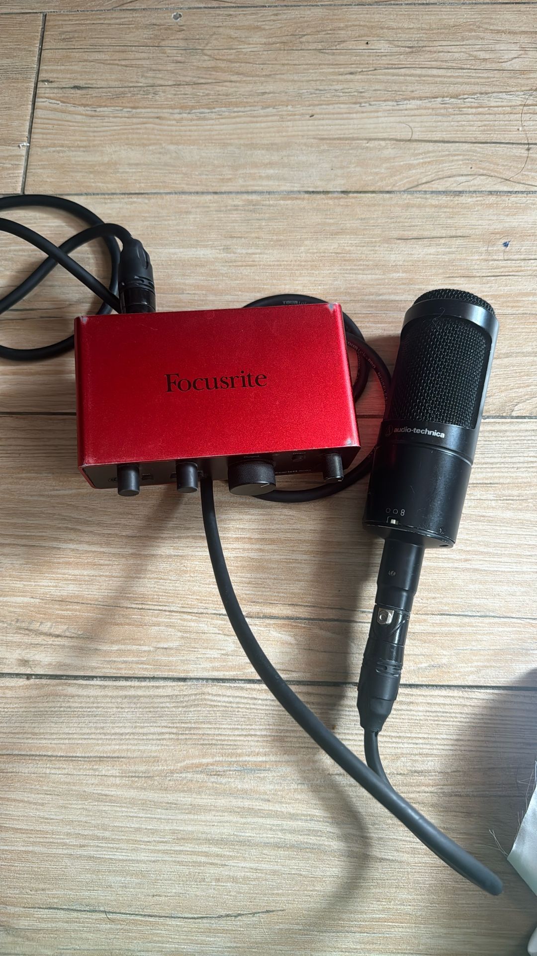 Focusrite Solo With At2050 Microphone !! 