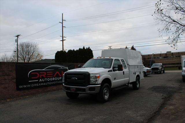 2015 Ford F-350 Chassis