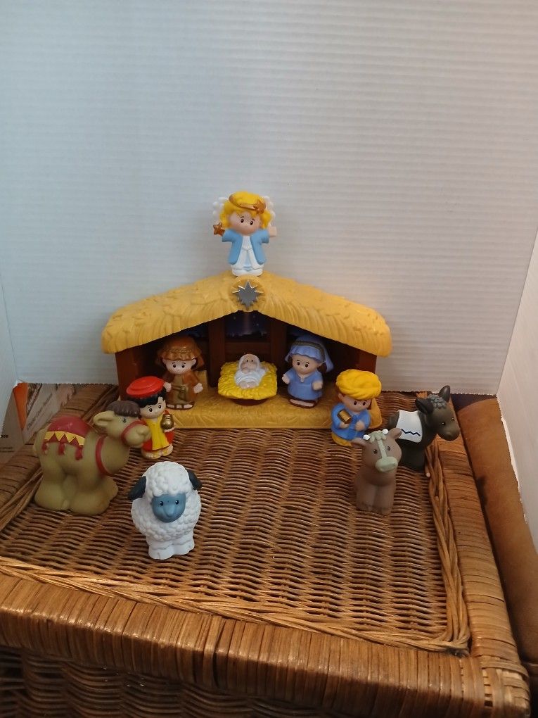 Little People Nativity Set.  Very Nice Set. All 10 Figures And Animals Included In Pictures