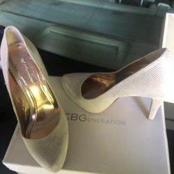 BCBG  Generation ,Sandalwood /snake Heels