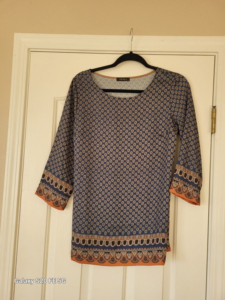 Beautiful pullover, Long Flare Sleeve, Top