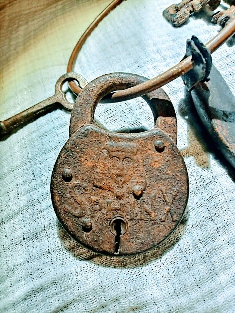 Vintage Sphyinx Pad Lock Vintage Spur And 8 Vintage Keys