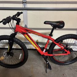 *** Mongoose Mountain Bike (24”)