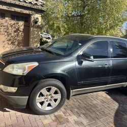2012 Chevy Traverse Black 