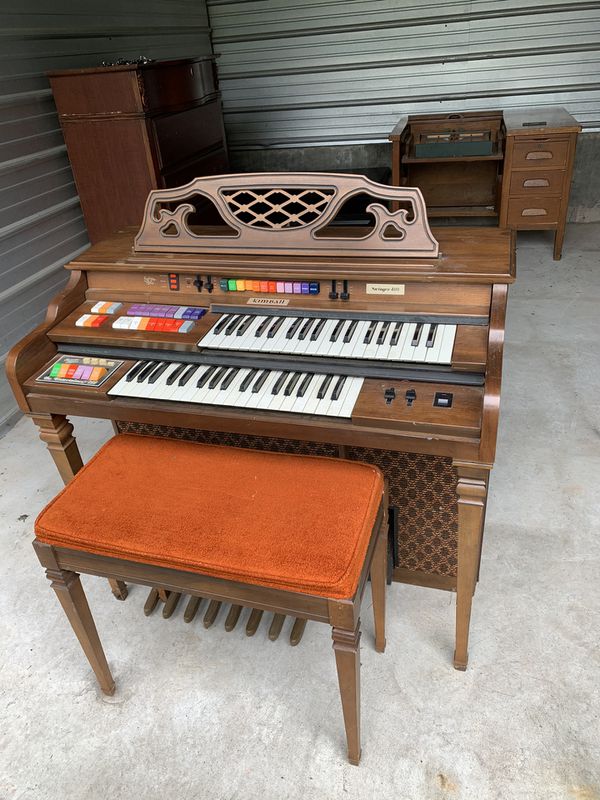 Kimball Swinger 400 organ for Sale in Atlanta, GA
