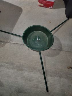 CHRISTMAS TREE STAND Rebar/metal