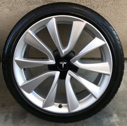 Tesla Model 3 Stiletto 19” Wheels