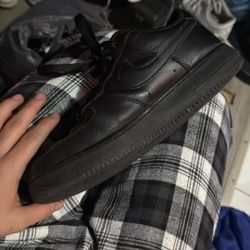 WORN DOWN AIRFORCES AND PANDAS