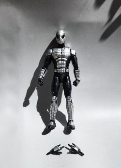 $10 - Marvel Legends Retro Armored Spider-Man Figure