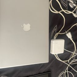 Apple MacBook Pro