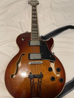 IYV hollow body guitar
