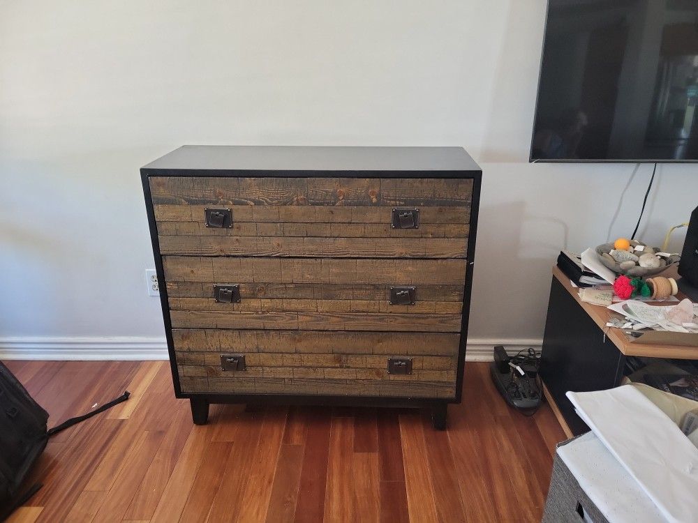 3 Drawer Dresser