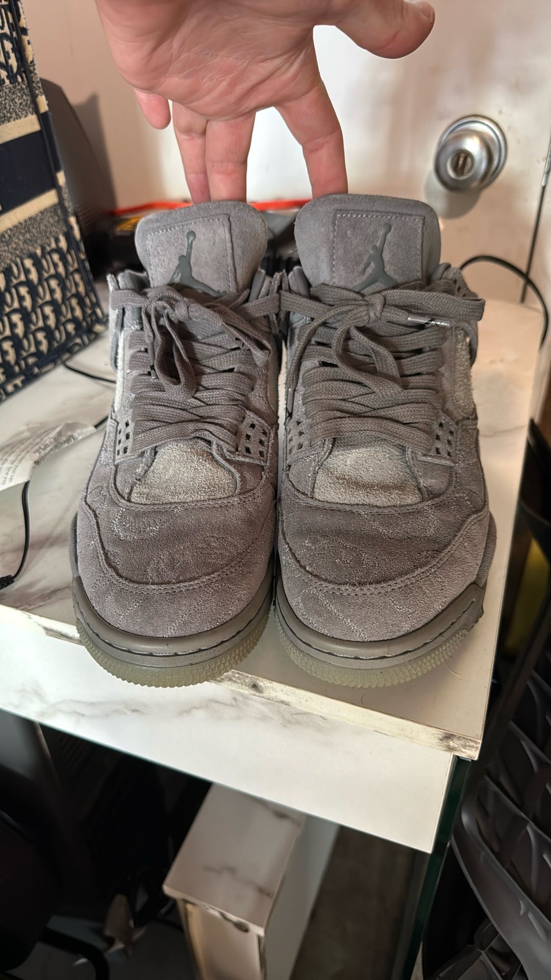 Jordan Kaws 4