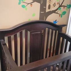 Cache Baby Crib