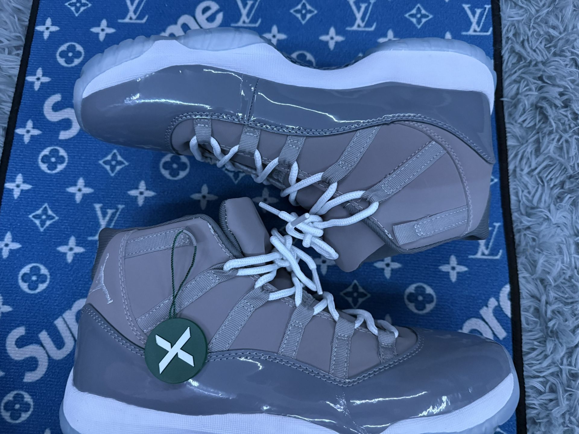 Jordan 11 Cool Grey 300+