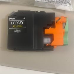 Brother LC203Y XL Yellow Ink Cartridge (High Yield) – New in Package