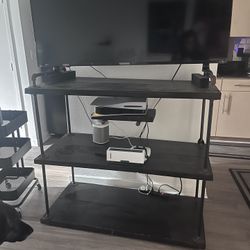TV Stand/Entertainment Center