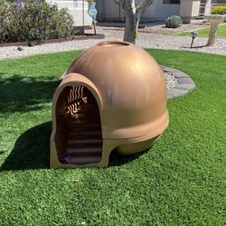 Dome Clean-step Litter Box 