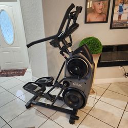 BOWFLEX MAX TRAINER M8 - TRANSFORM YOUR HOME GYM NOW!
Practically Brand New | Lightly Used | Immaculate Condition