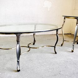 A Set of Coffee Table and End Table 