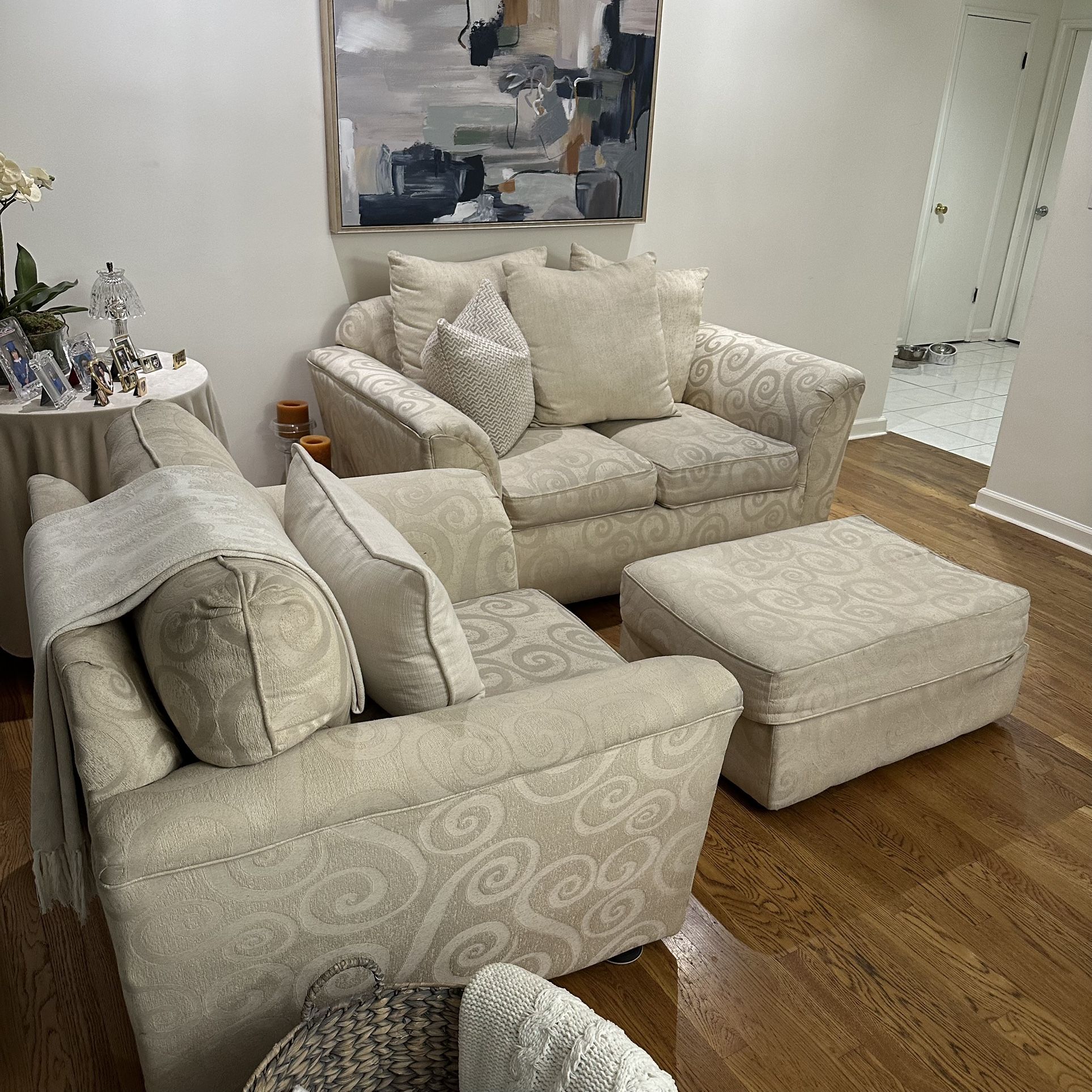 White Sofa Set