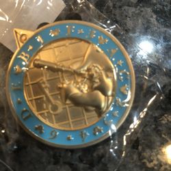 Disney Pin Quest Scavenger Hunt 2016 Orleans Square Captain Hook Pin.  (Teal) Size 1 1/2 inches wide.  Bought at Disneyland.  Brand new 