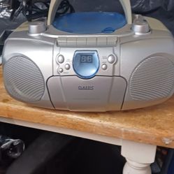 Classic Portable CD player