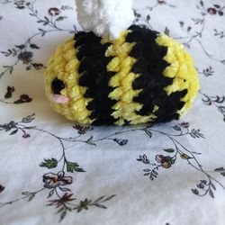 Handmade bee!! 🐝