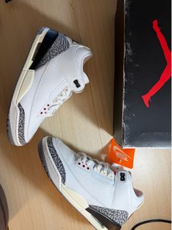 jordan 3 reimagined size 9 290$