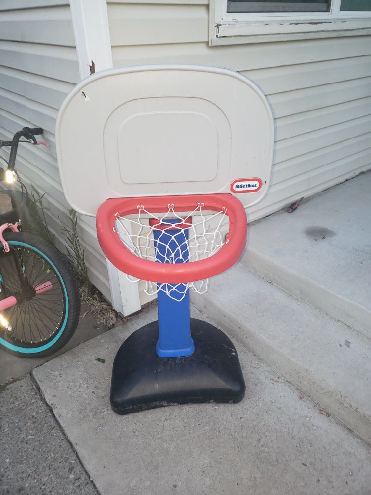 Kids Basketball Hoop