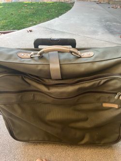 Briggs & Riley Rolling Luggage Suitcase