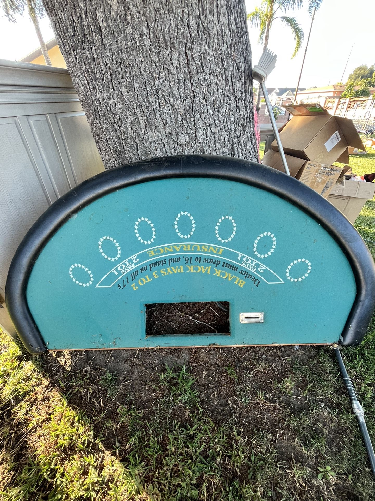 Foldable Poker Table