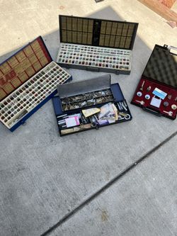 HUGE KEY SET